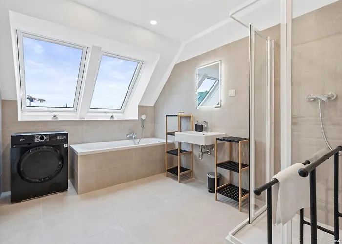Apartment Nuell Residences 38 - Modern Attic Flat With Ac